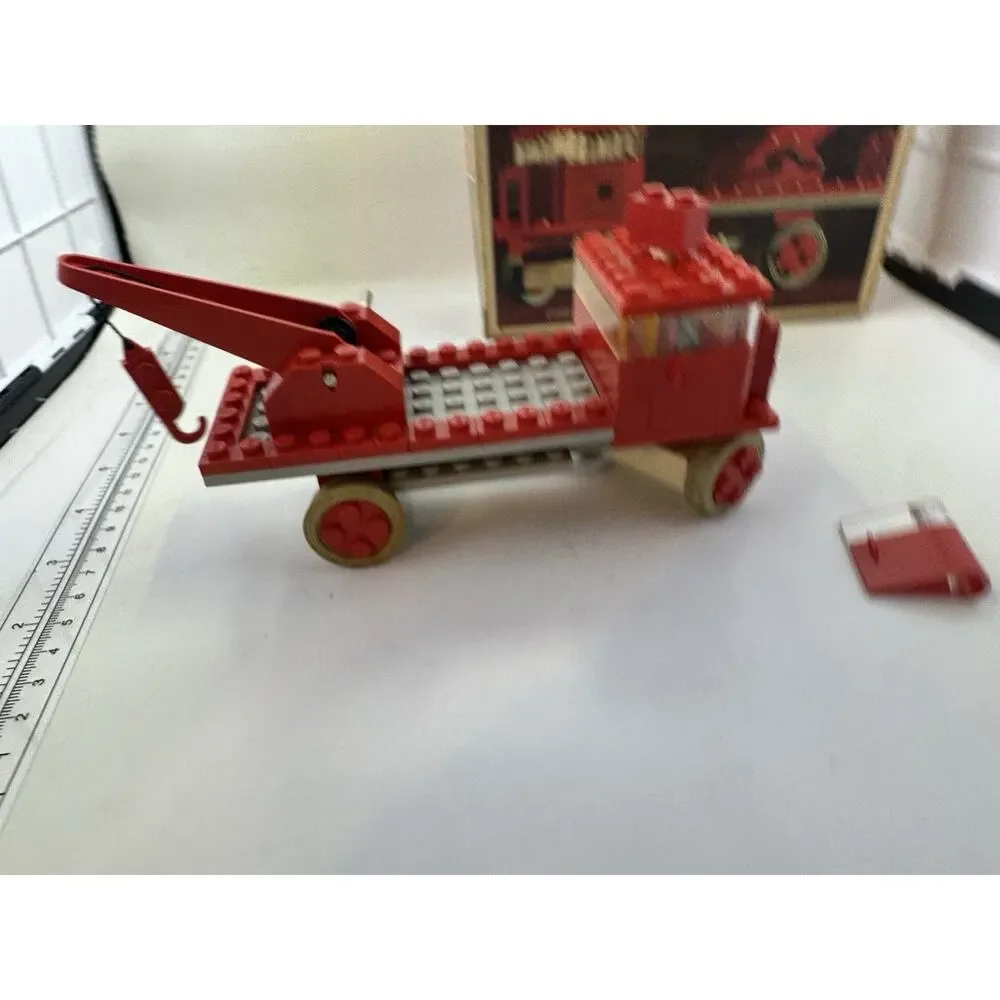 LEGO System Vintage Set 332 TOW TRUCK OPENED all pieces Error Read Description